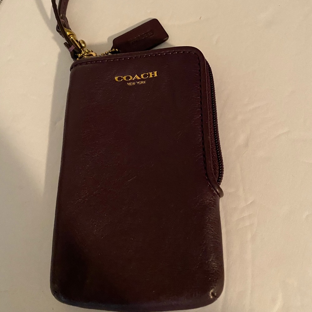 COACH LEATHER CARD HOLDER WRISTLET new! 💜